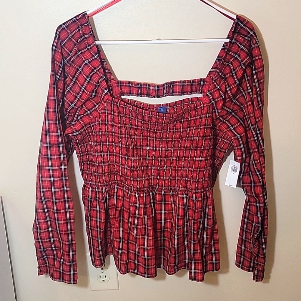 NWT! Adorable plaid top from Old Navy